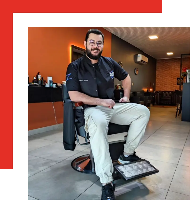 Paulo, fundador da Geração Z Barbearia